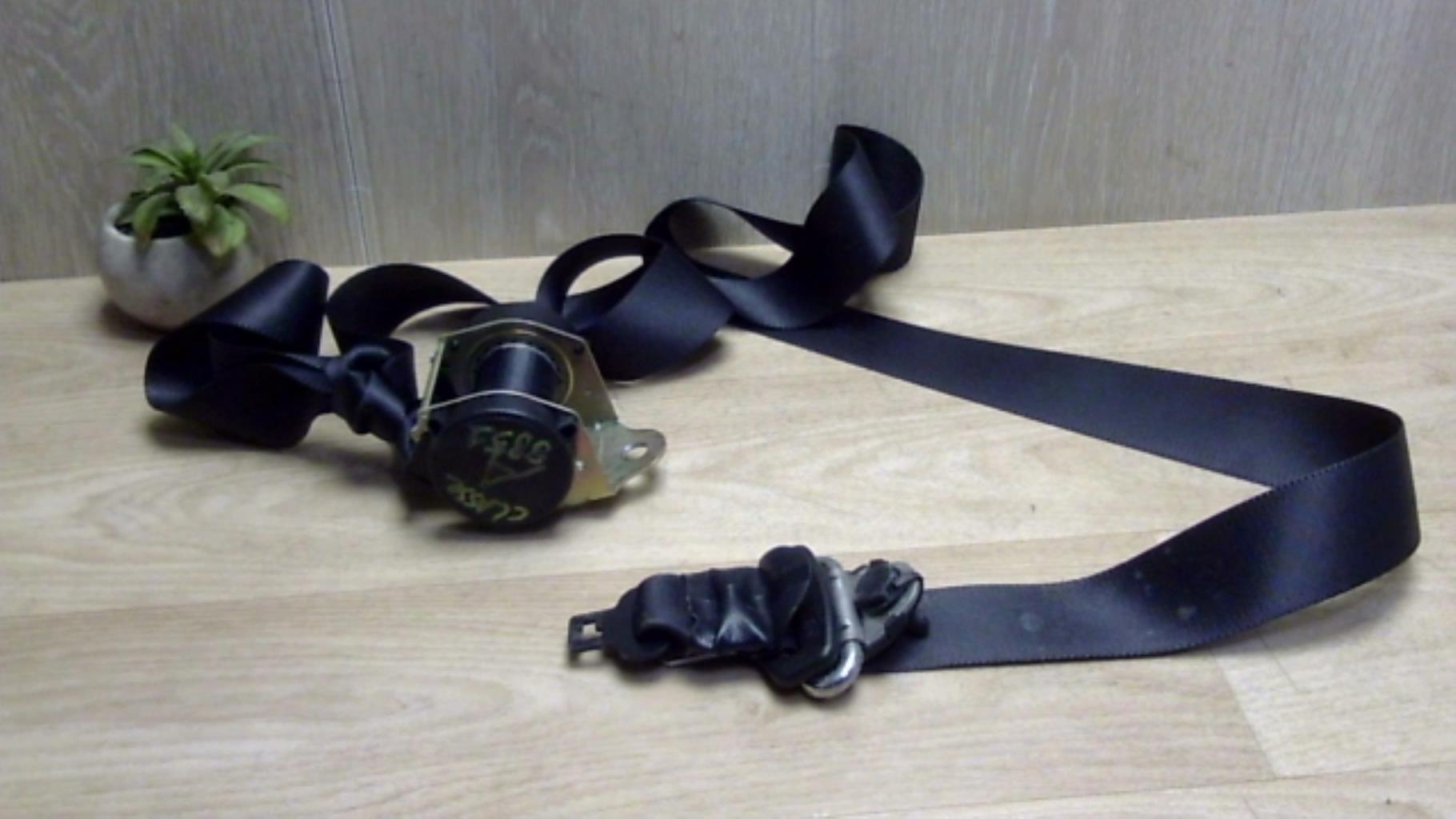 Ceinture arriere centrale
