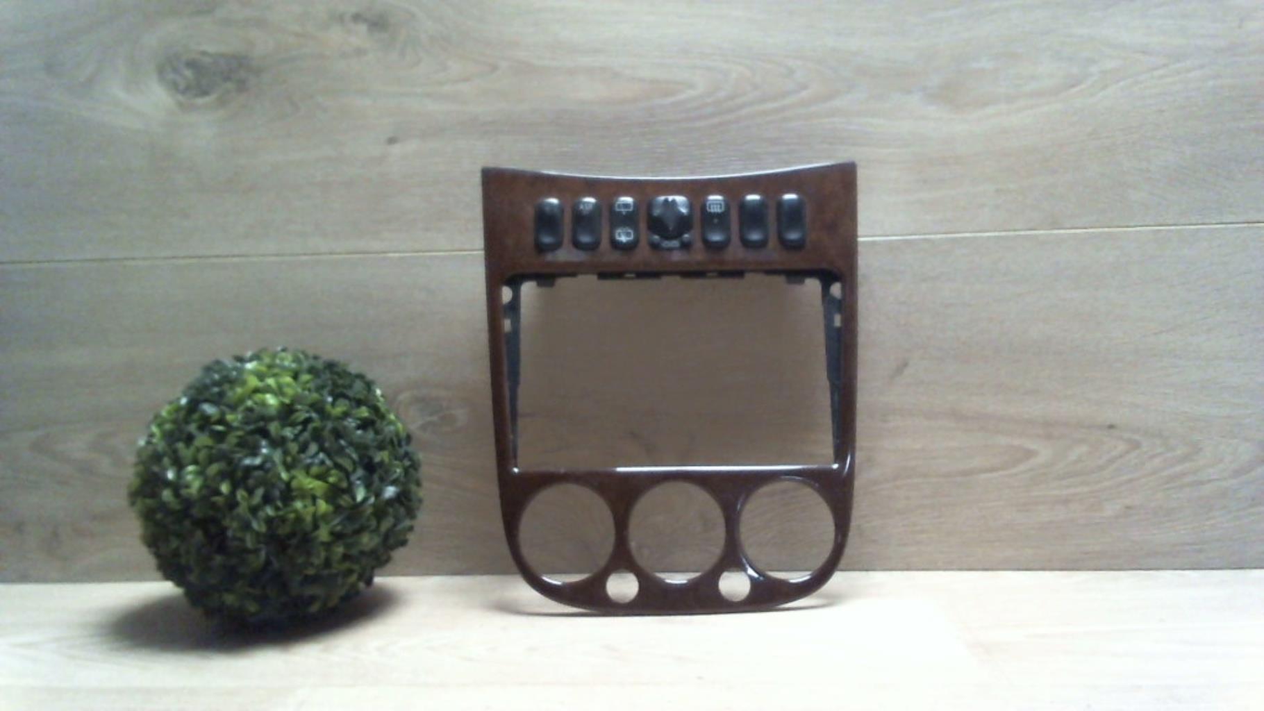Console central (interieur plastique)
