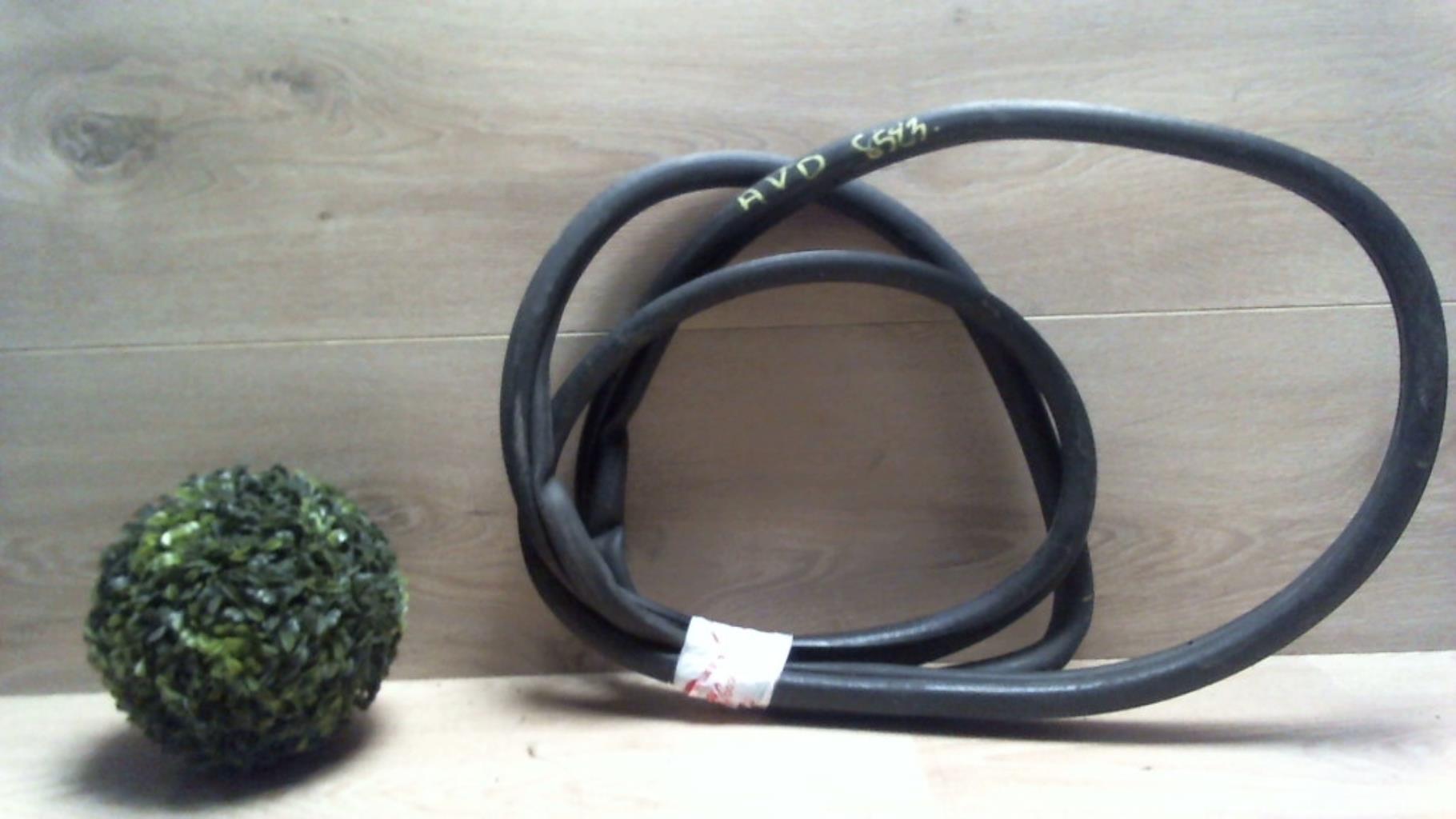 Joint de porte avant droite