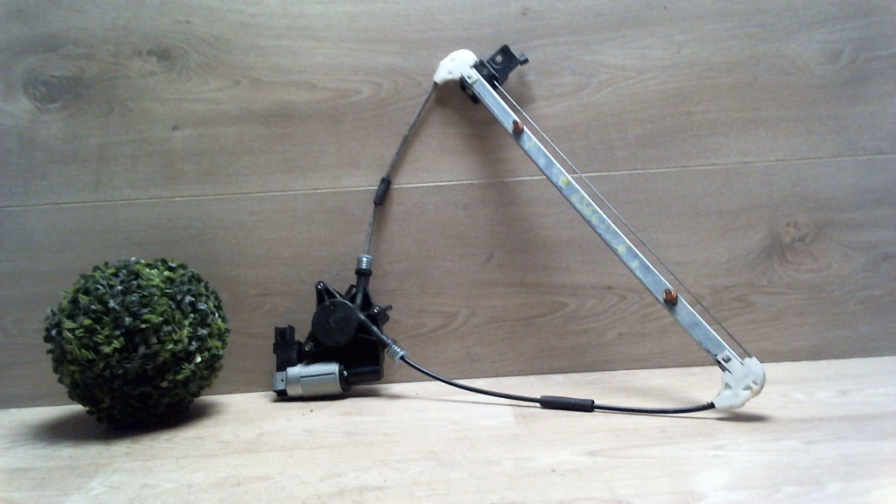 Leve vitre electrique arriere droit