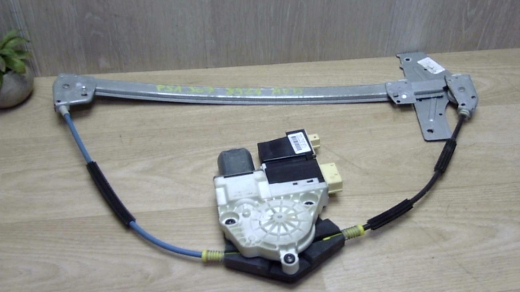Leve vitre electrique avant droit