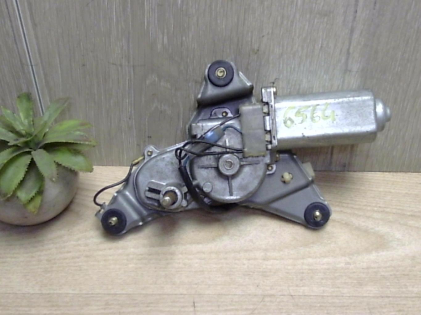 Moteur essuie glace arriere
