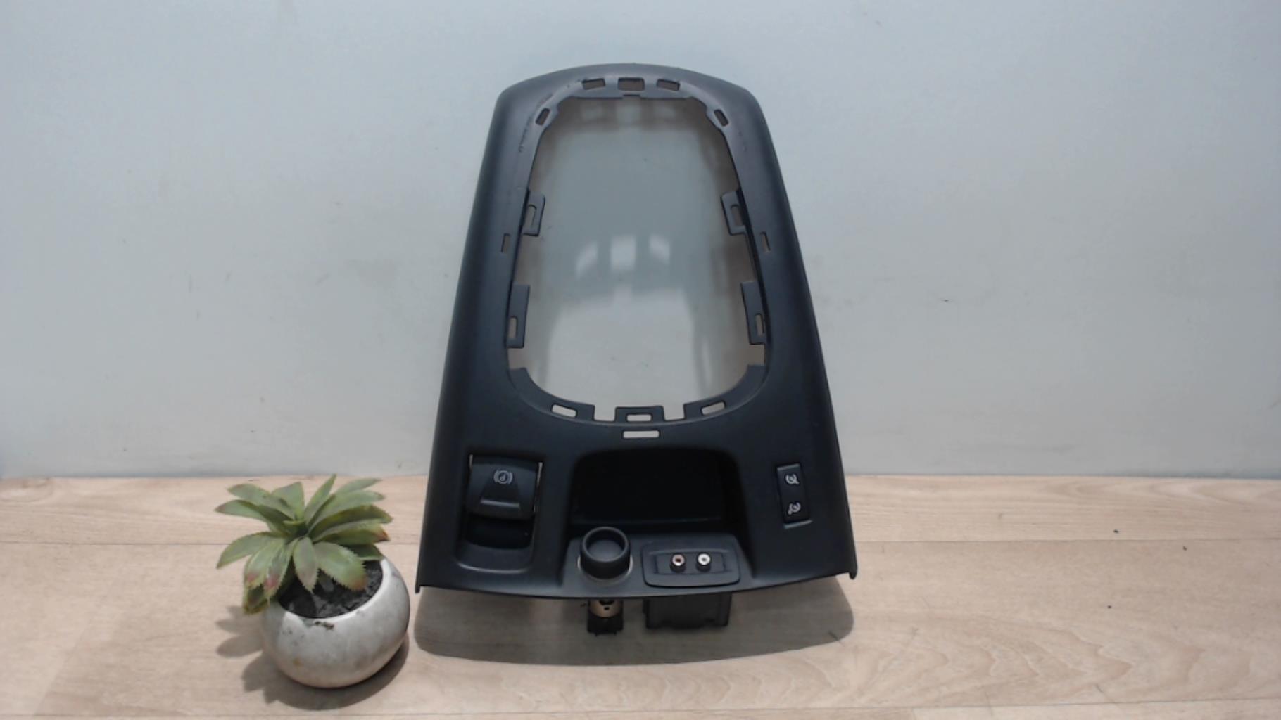 Console central (interieur plastique)