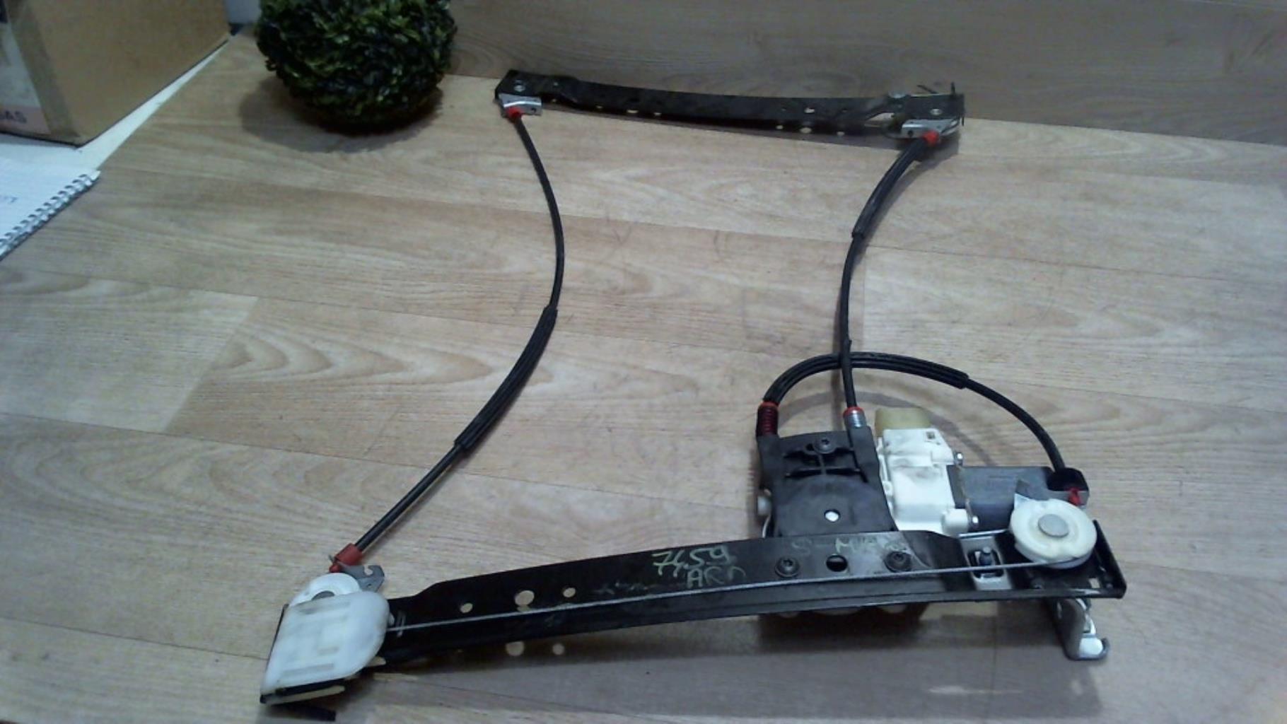 Leve vitre electrique arriere droit