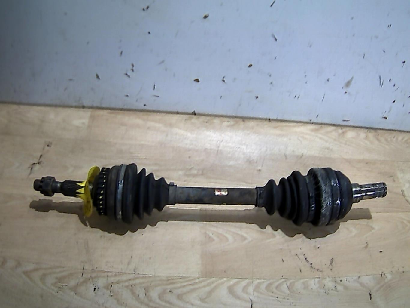 Cardan gauche (transmission)