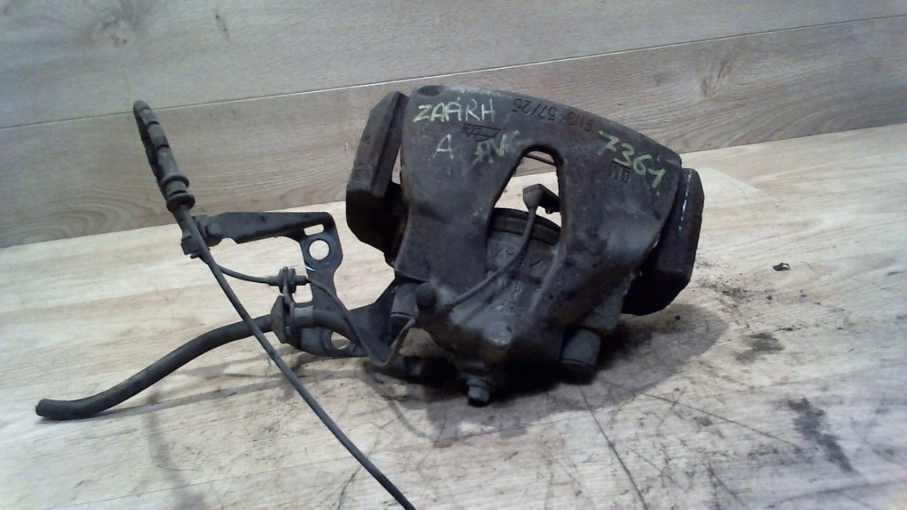 Etrier avant gauche (freinage)
