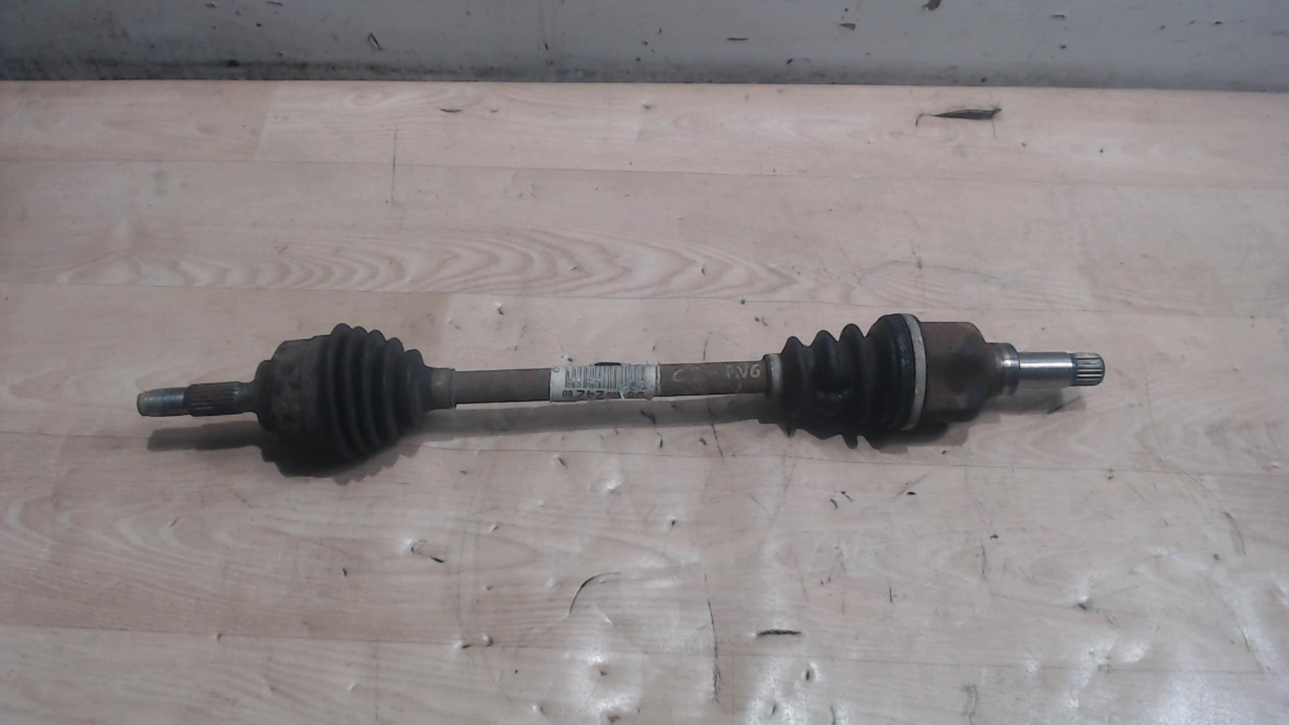Cardan gauche (transmission)