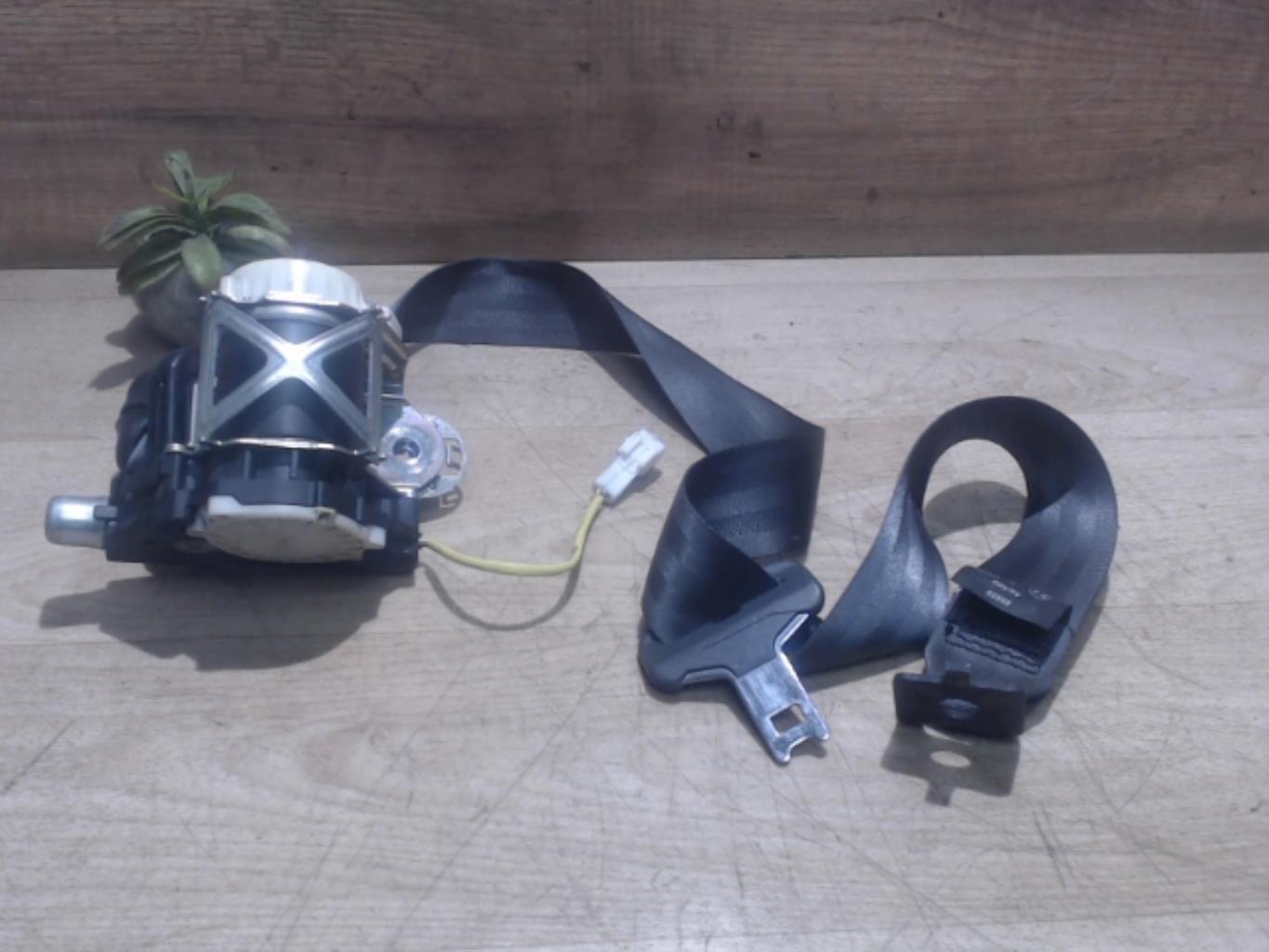 Ceinture arriere gauche