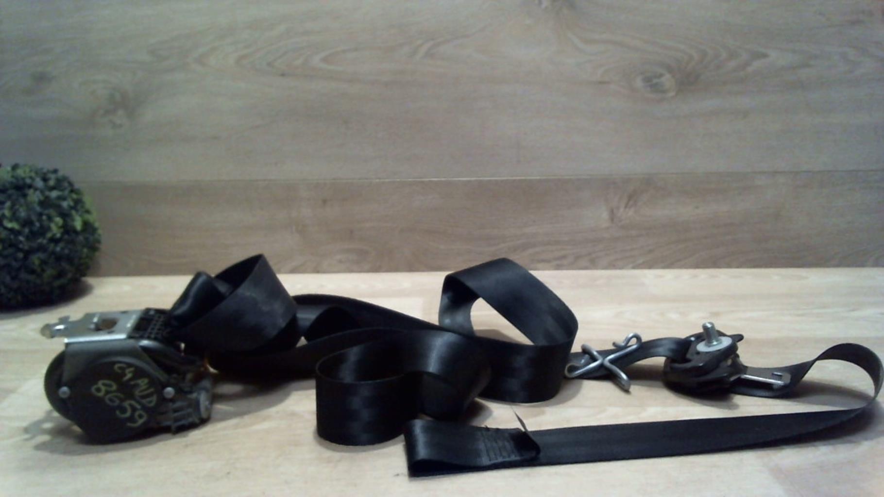 Ceinture avant droit