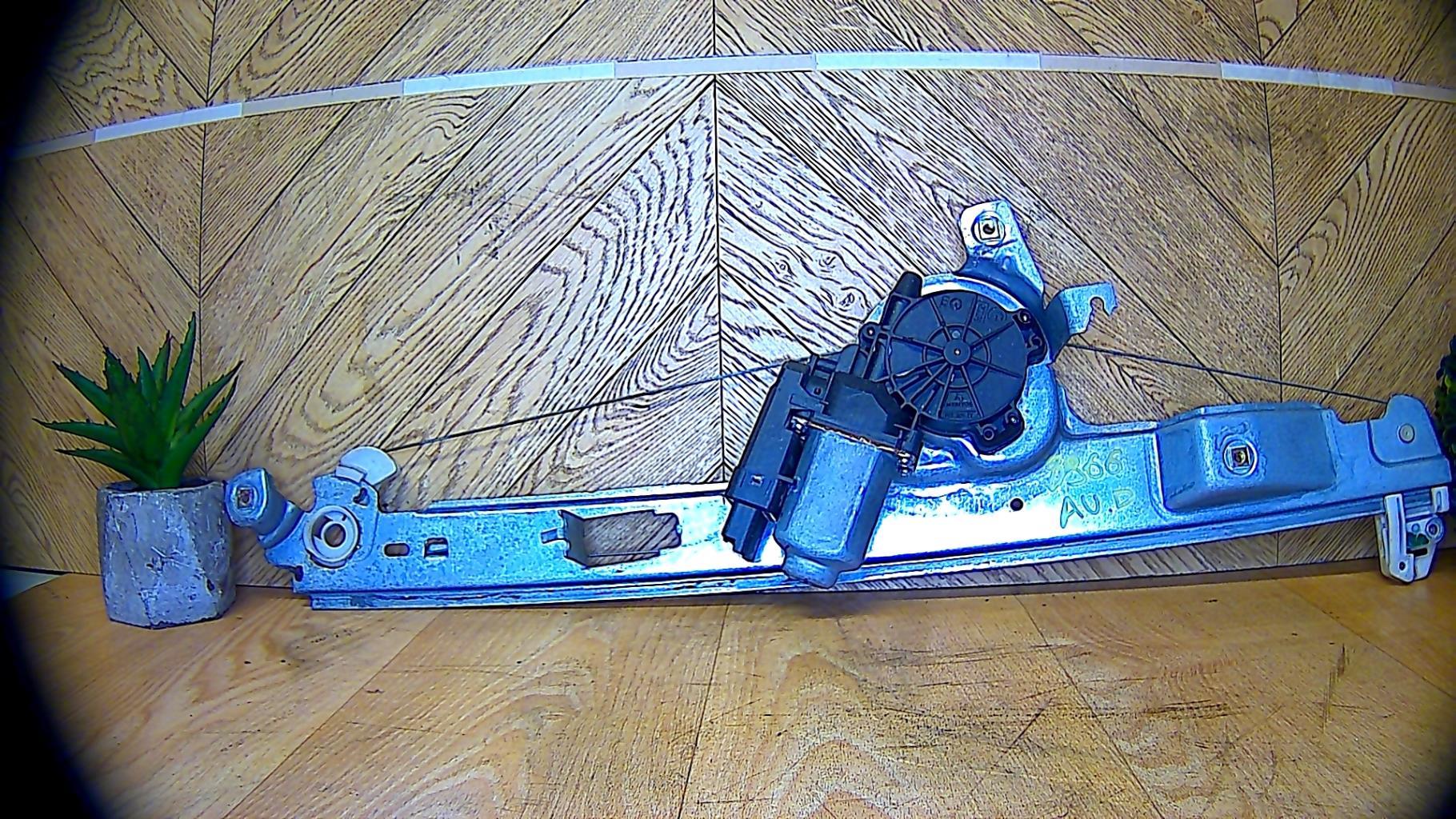 Leve vitre electrique avant droit