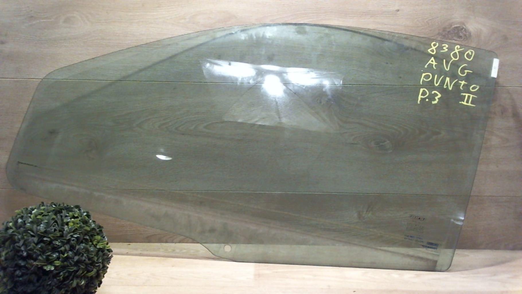 Vitre avant gauche