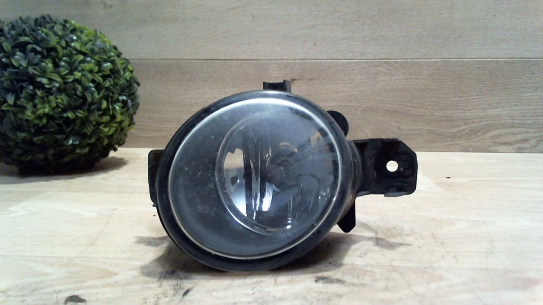 Anti brouillard droit (feux)