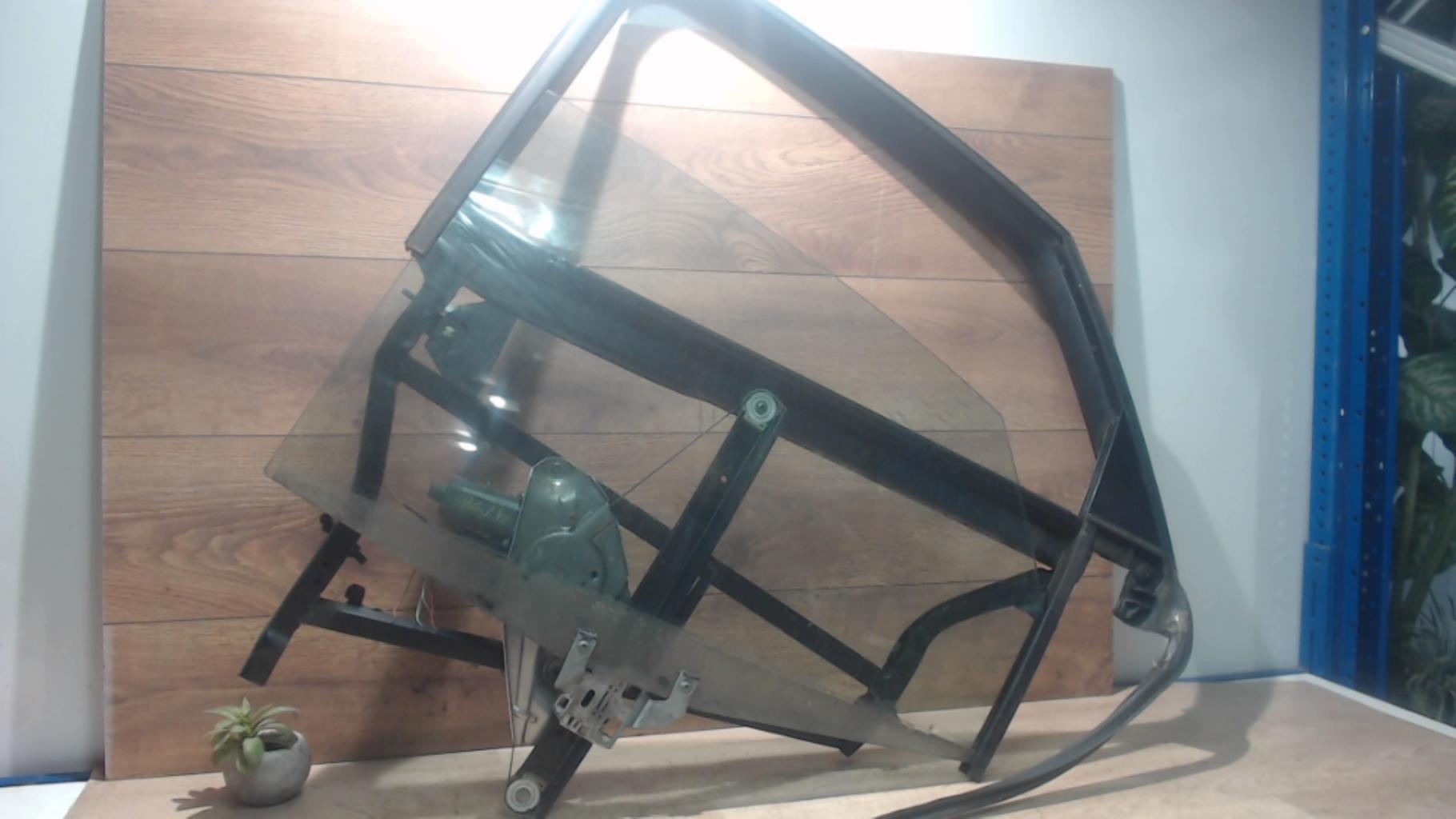 Leve vitre electrique arriere gauche