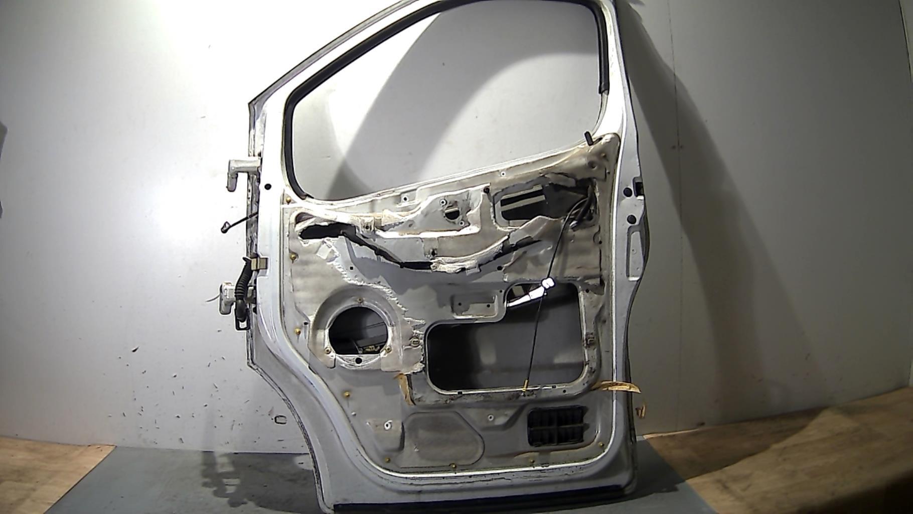 Porte avant droit