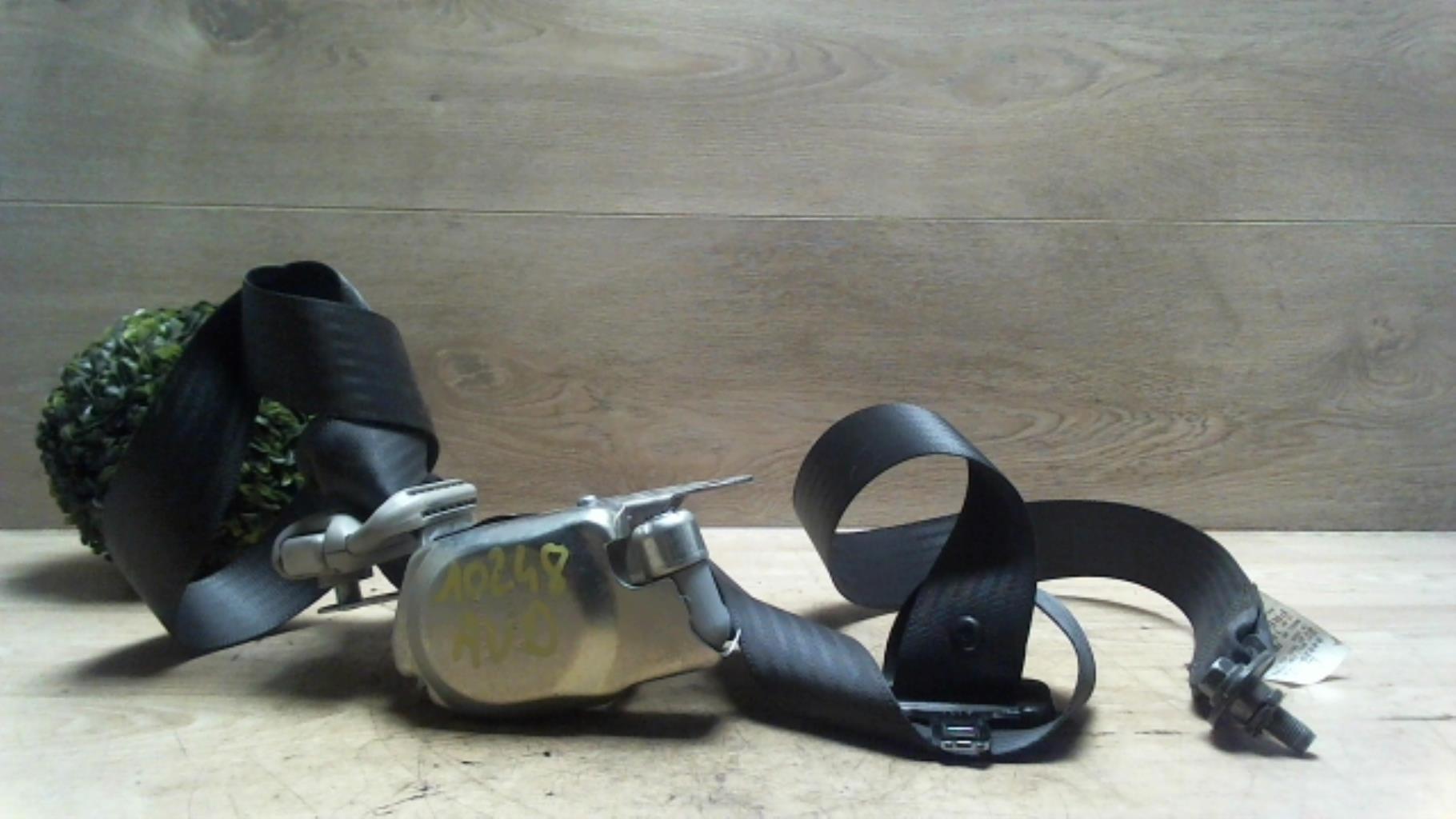 Ceinture avant droit