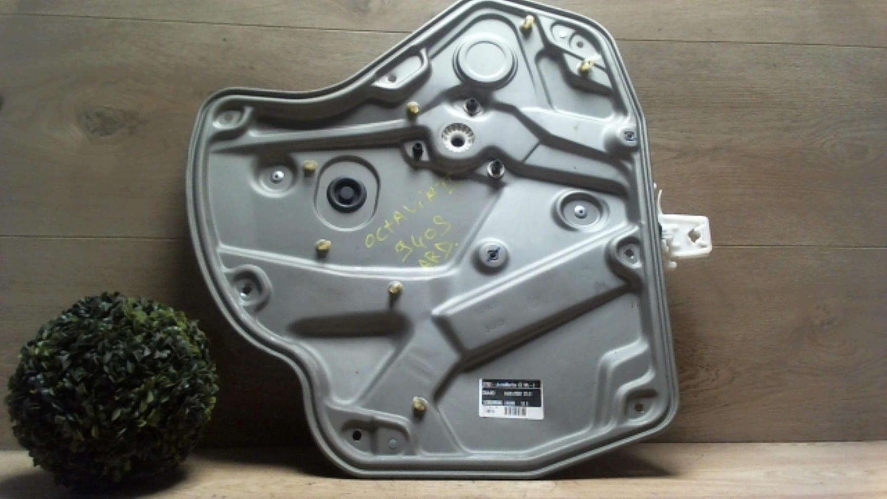 Leve vitre electrique arriere droit