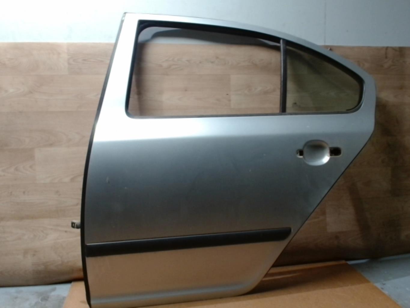 Porte arriere gauche