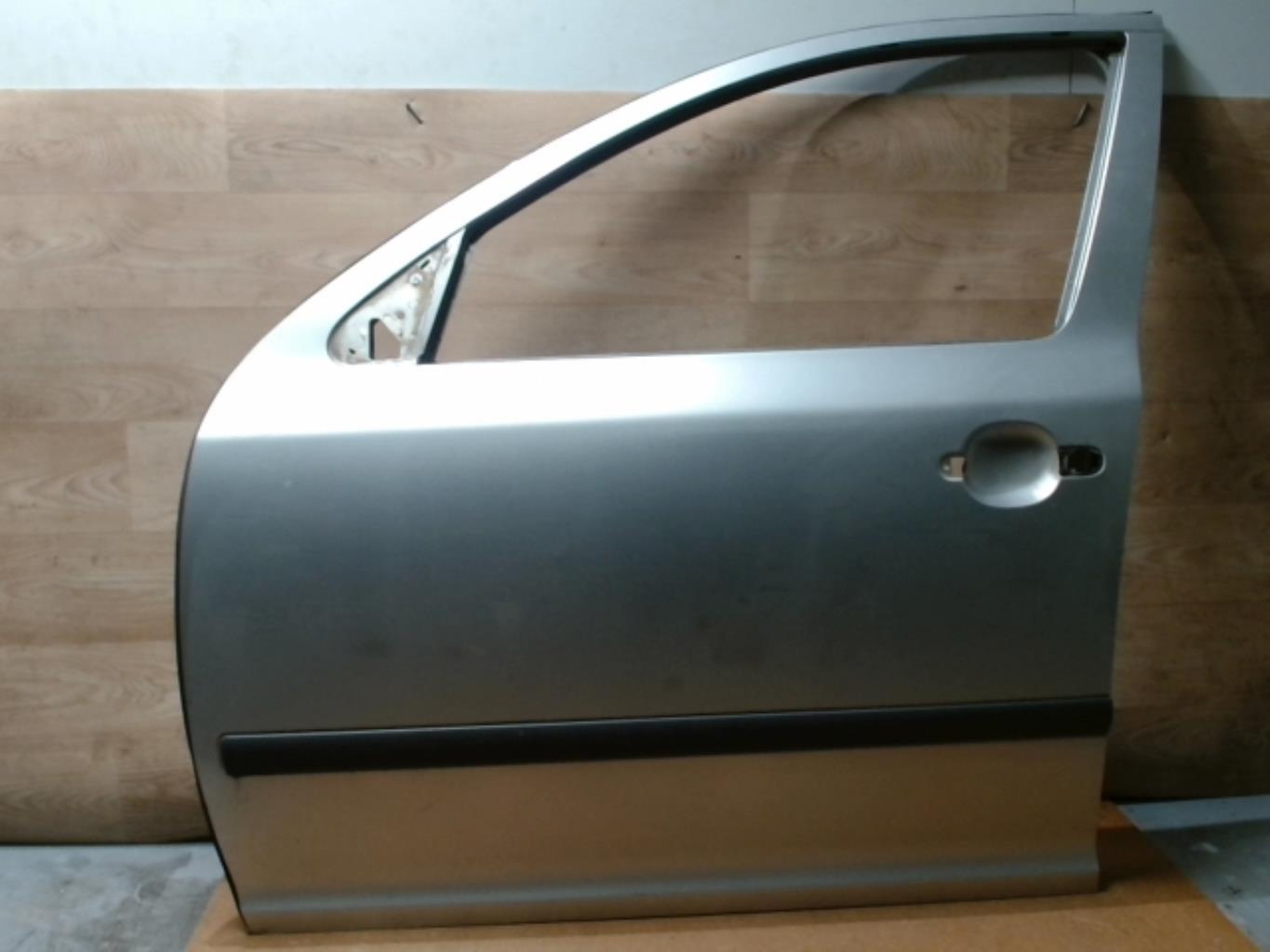 Porte avant gauche
