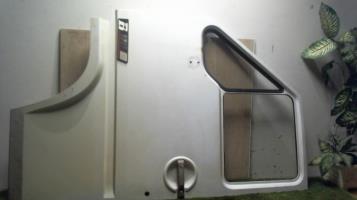 Porte avant gauche