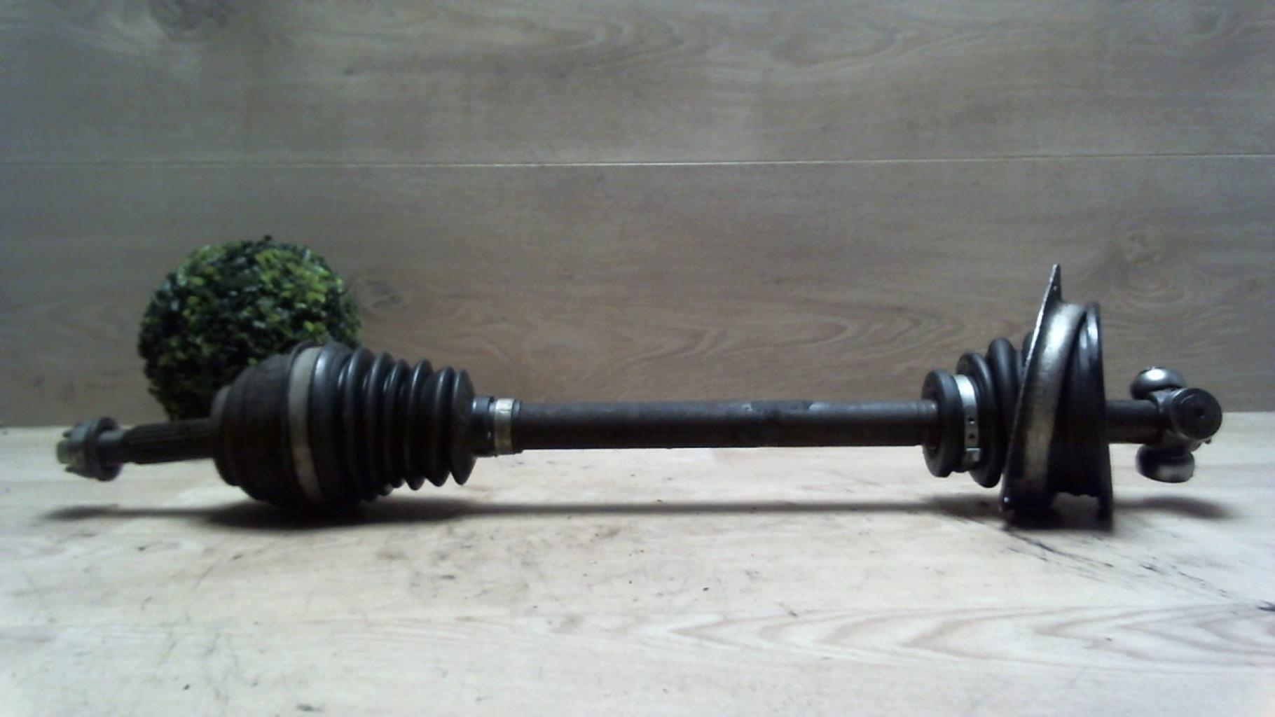 Cardan gauche (transmission)