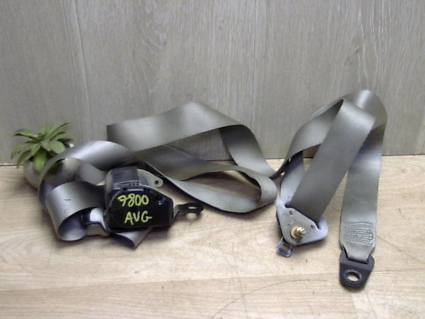 Ceinture avant gauche