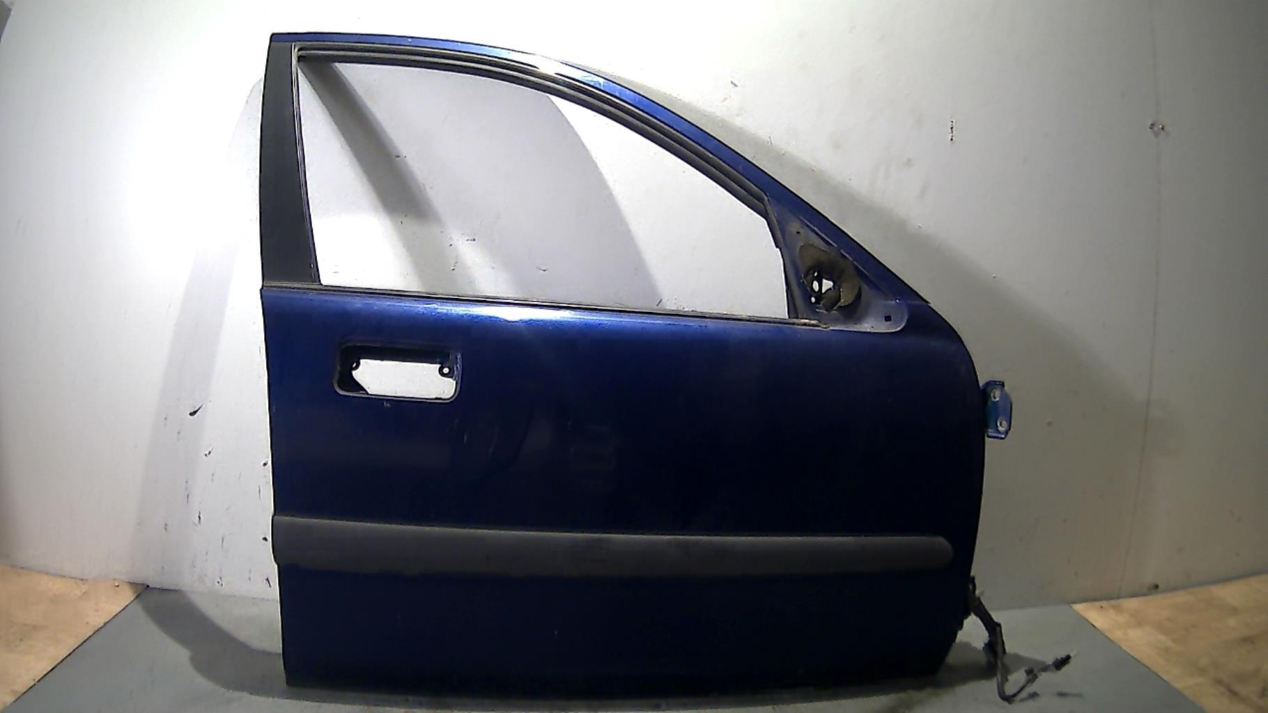 Porte avant droit