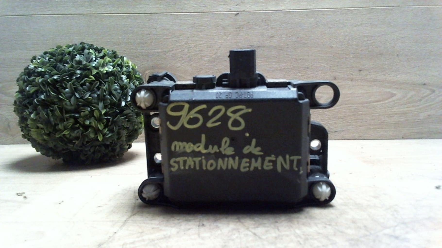 Boitier d'aide au stationnement
