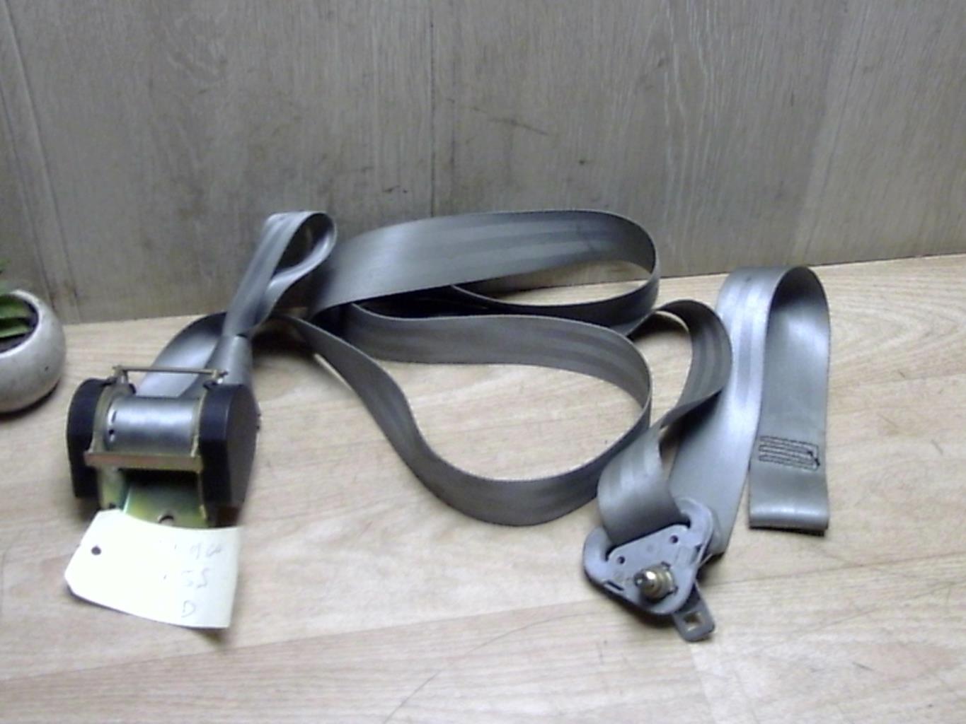 Ceinture avant droit