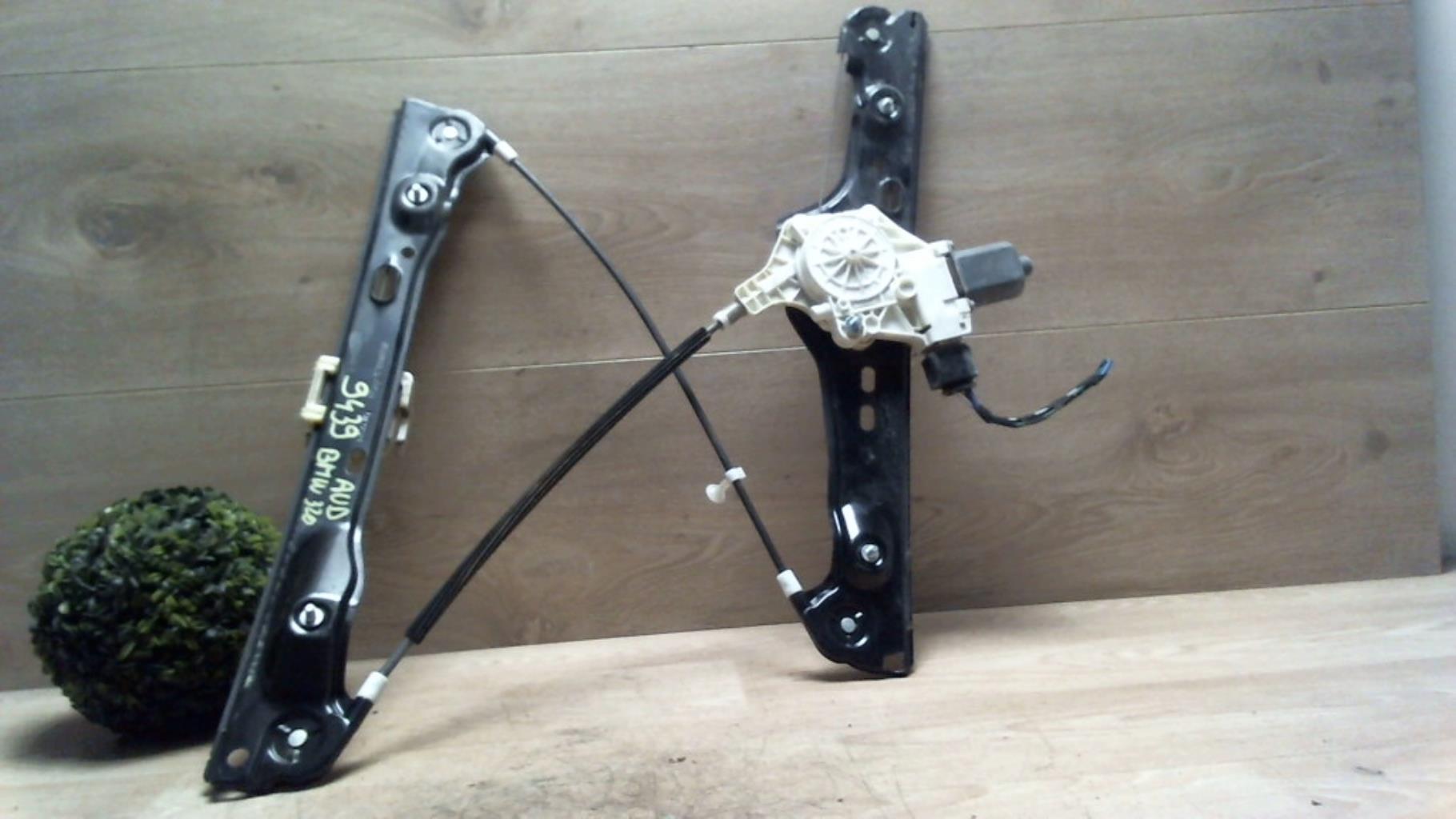 Leve vitre electrique avant droit