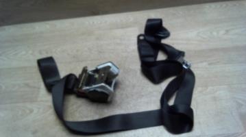 Ceinture avant droit