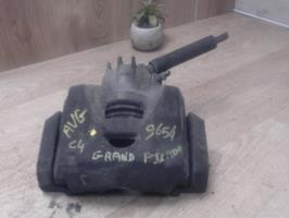 Etrier avant gauche (freinage)