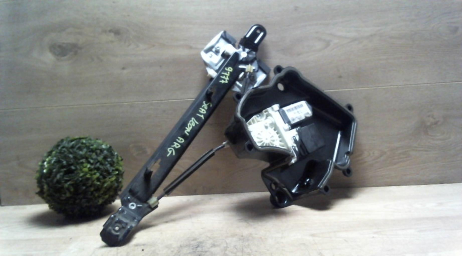 Leve vitre electrique arriere gauche