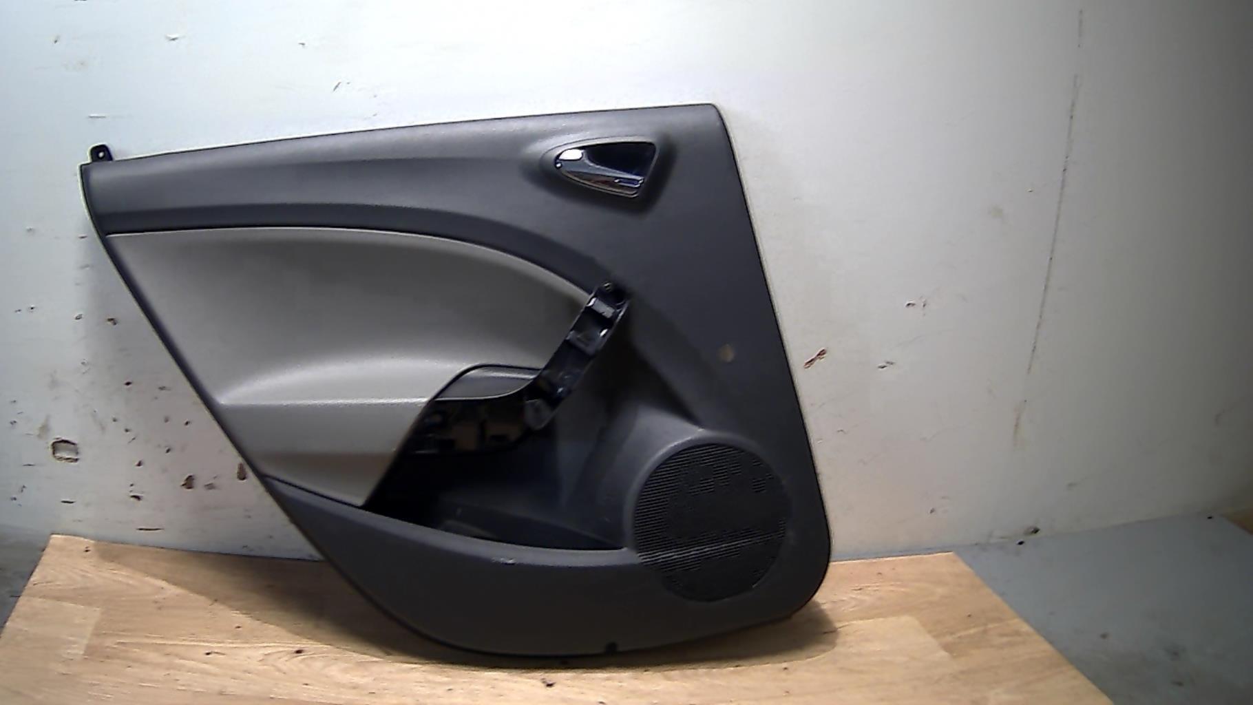 Panneau de porte arriere gauche