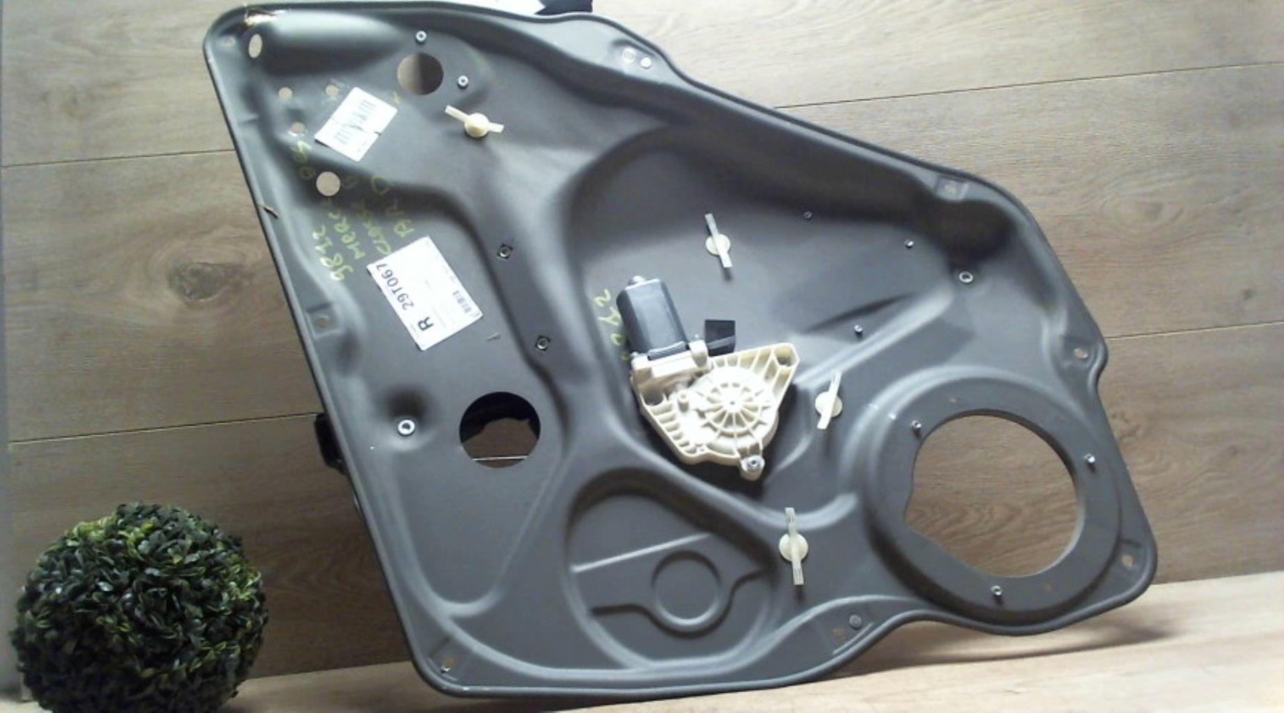 Leve vitre electrique arriere droit