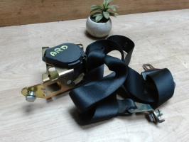 Ceinture arriere droit