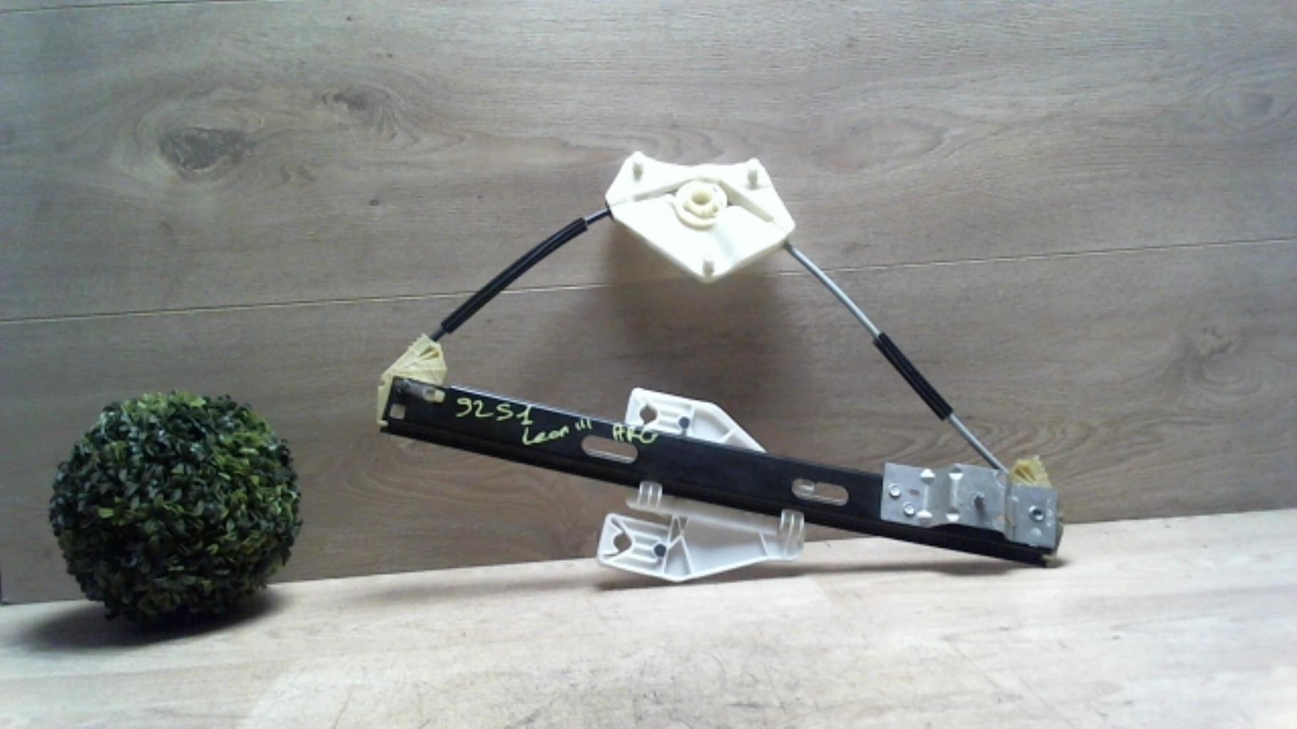 Leve vitre electrique arriere gauche