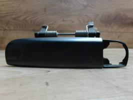 Poignee porte avant droit
