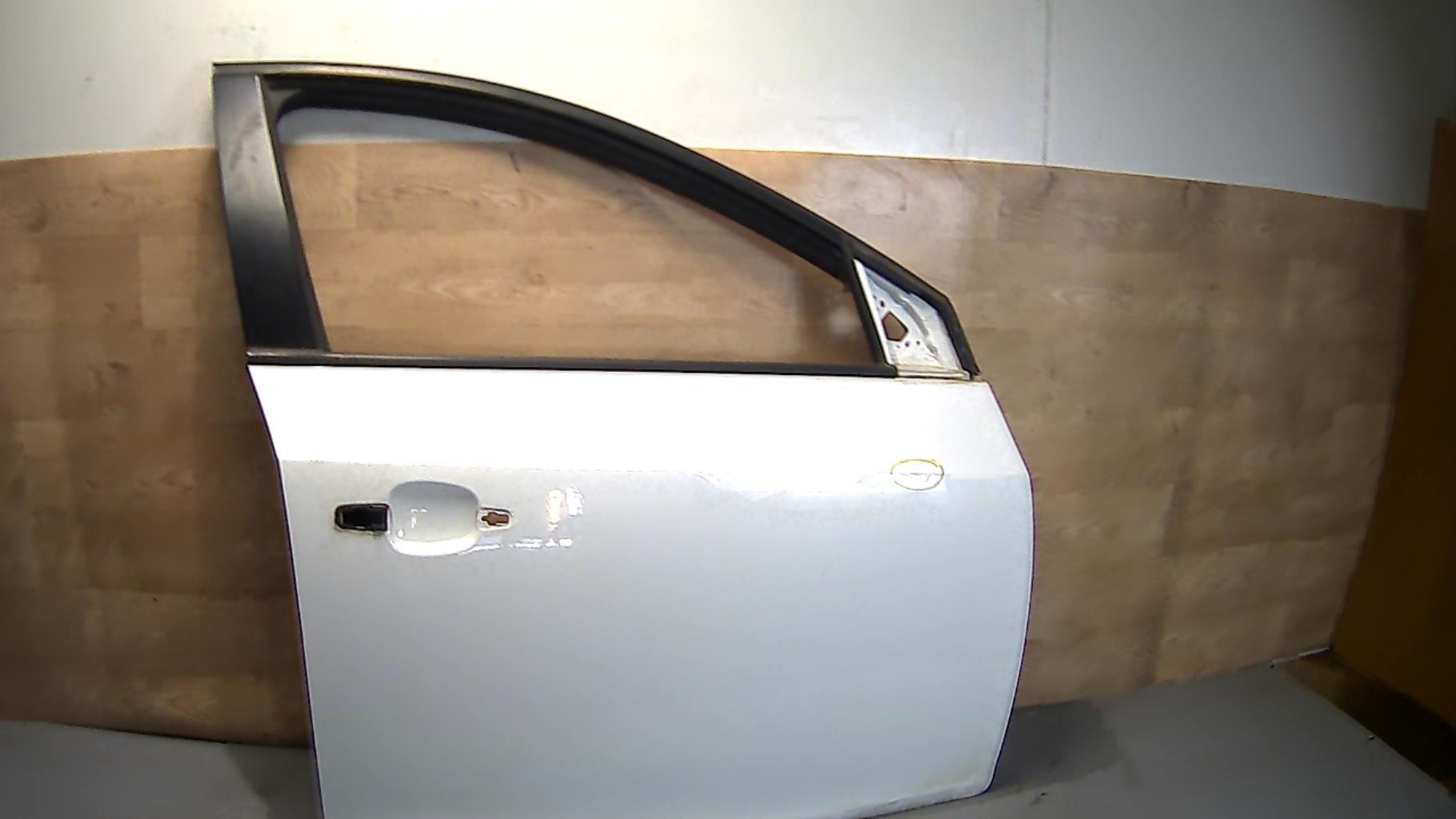 Porte avant droit