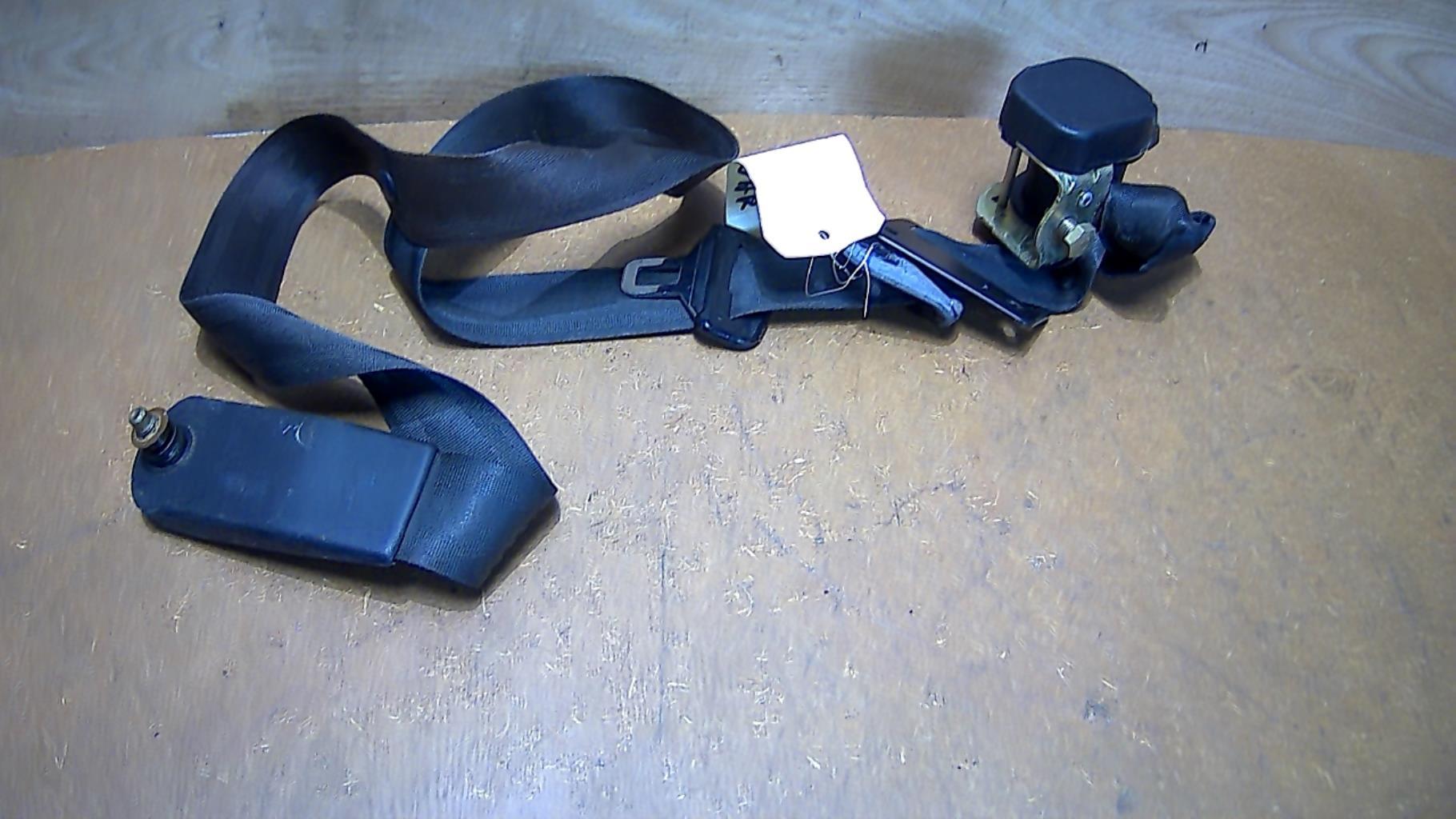 Ceinture avant gauche