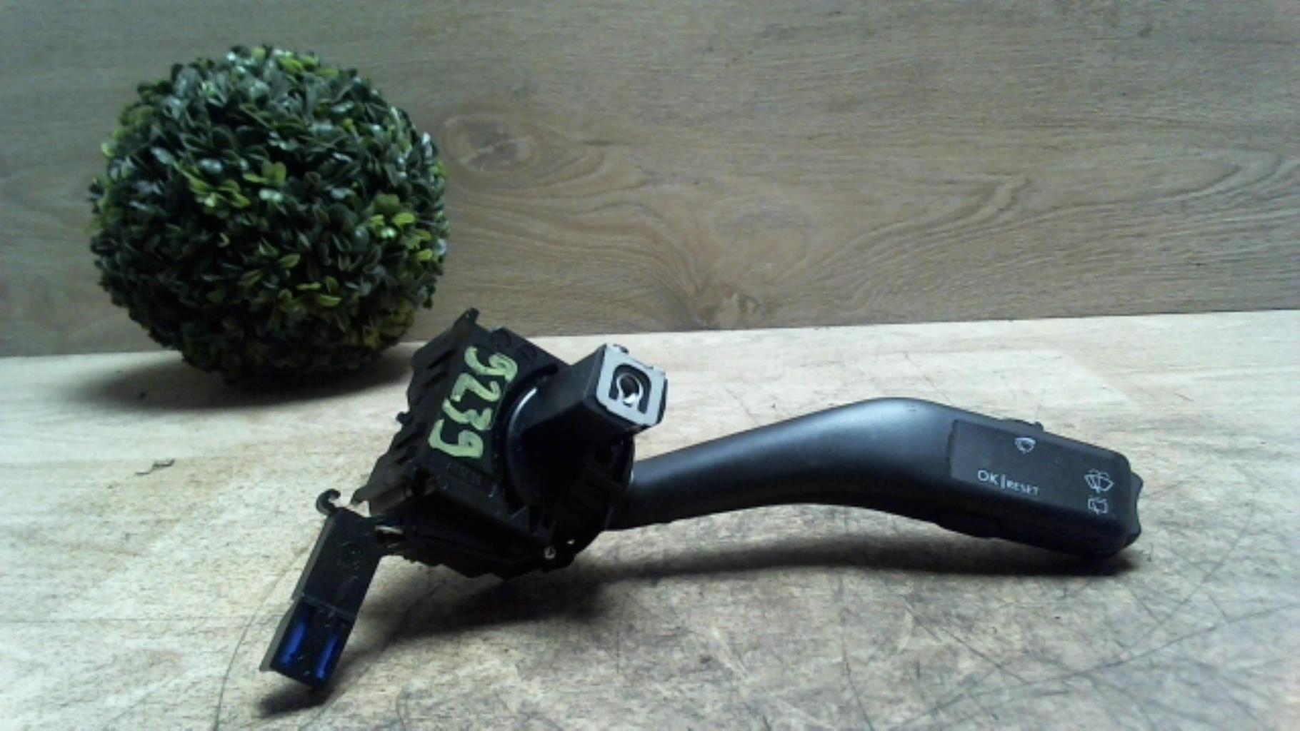 Commodo d'essuie glaces