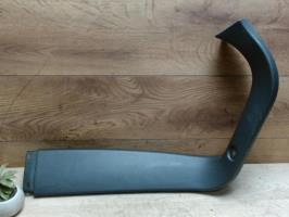 Garniture laterale arriere droite