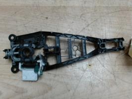 Support poignee porte avant droite