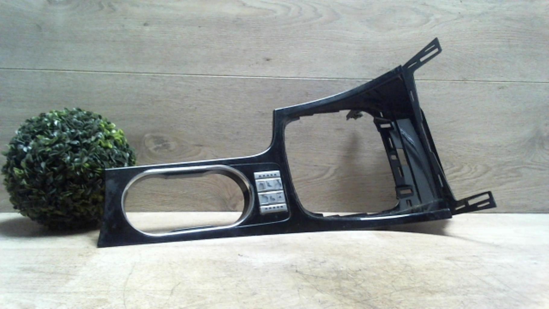 Console central (interieur plastique)