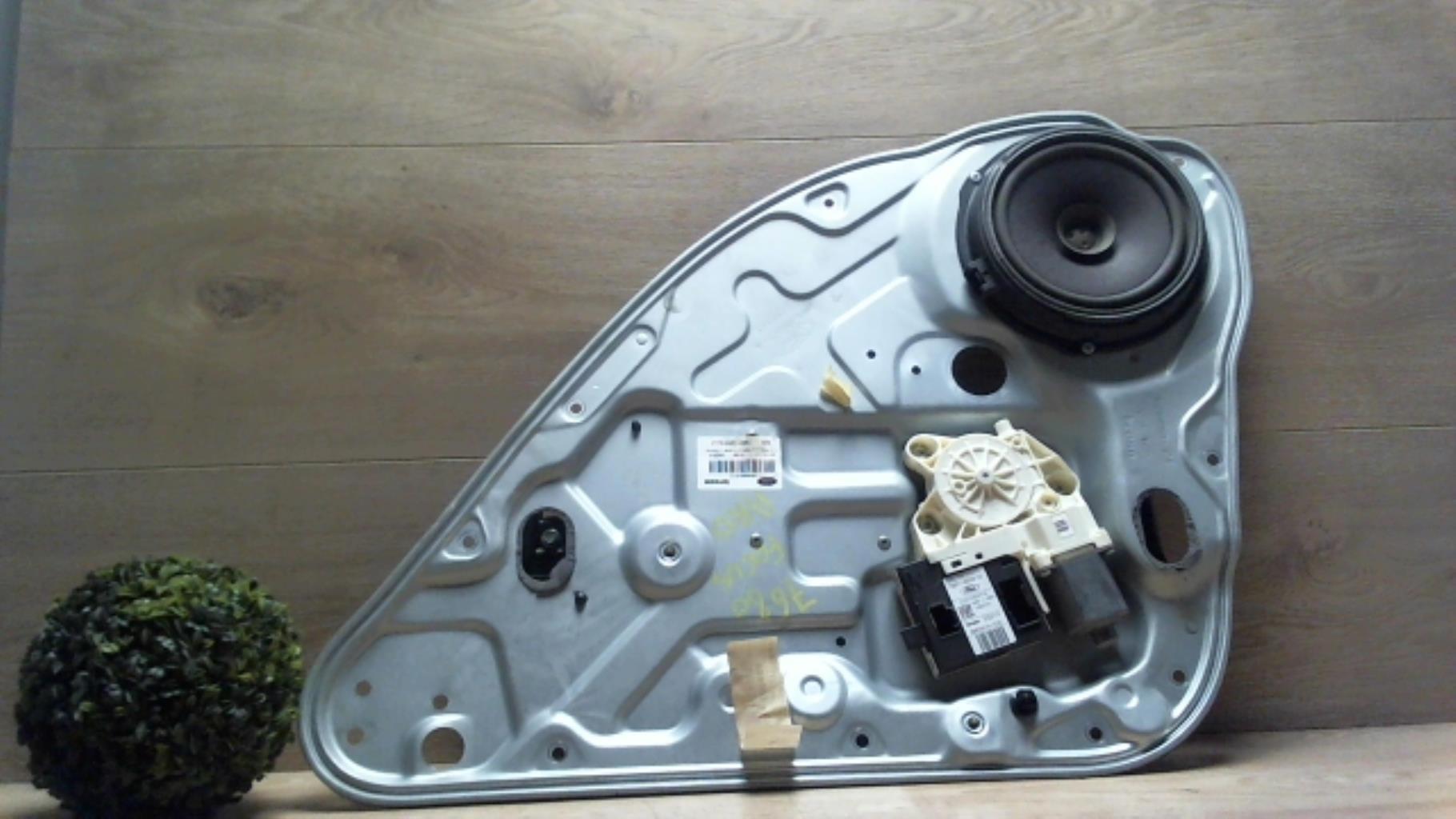 Leve vitre electrique arriere droit