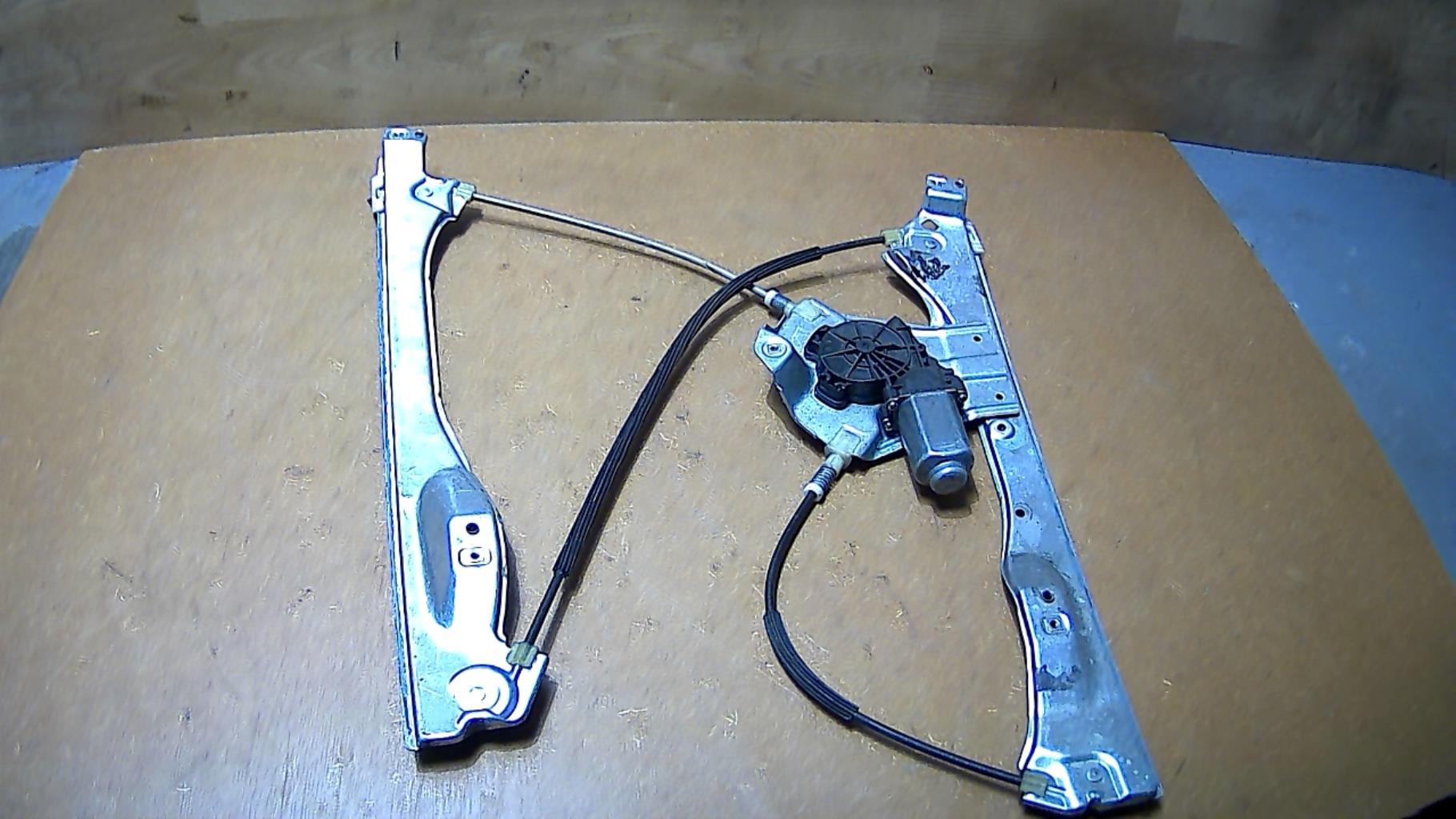 Leve vitre electrique avant gauche