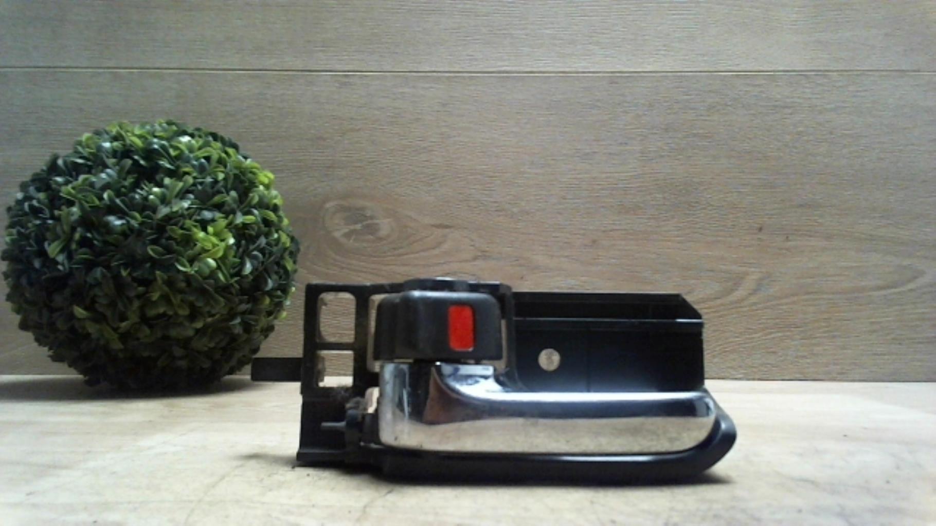 Poignee interieur arriere gauche