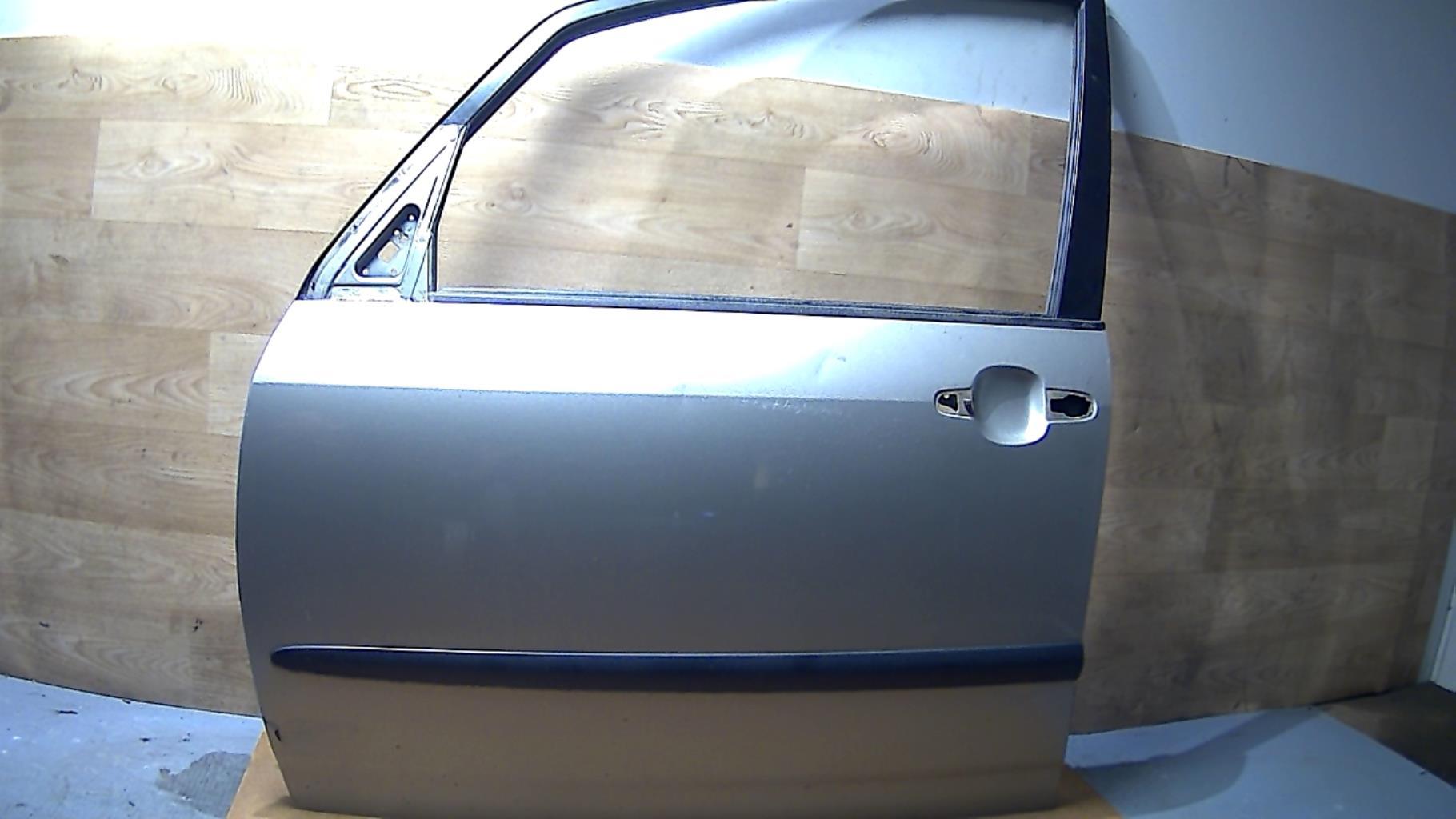 Porte avant gauche