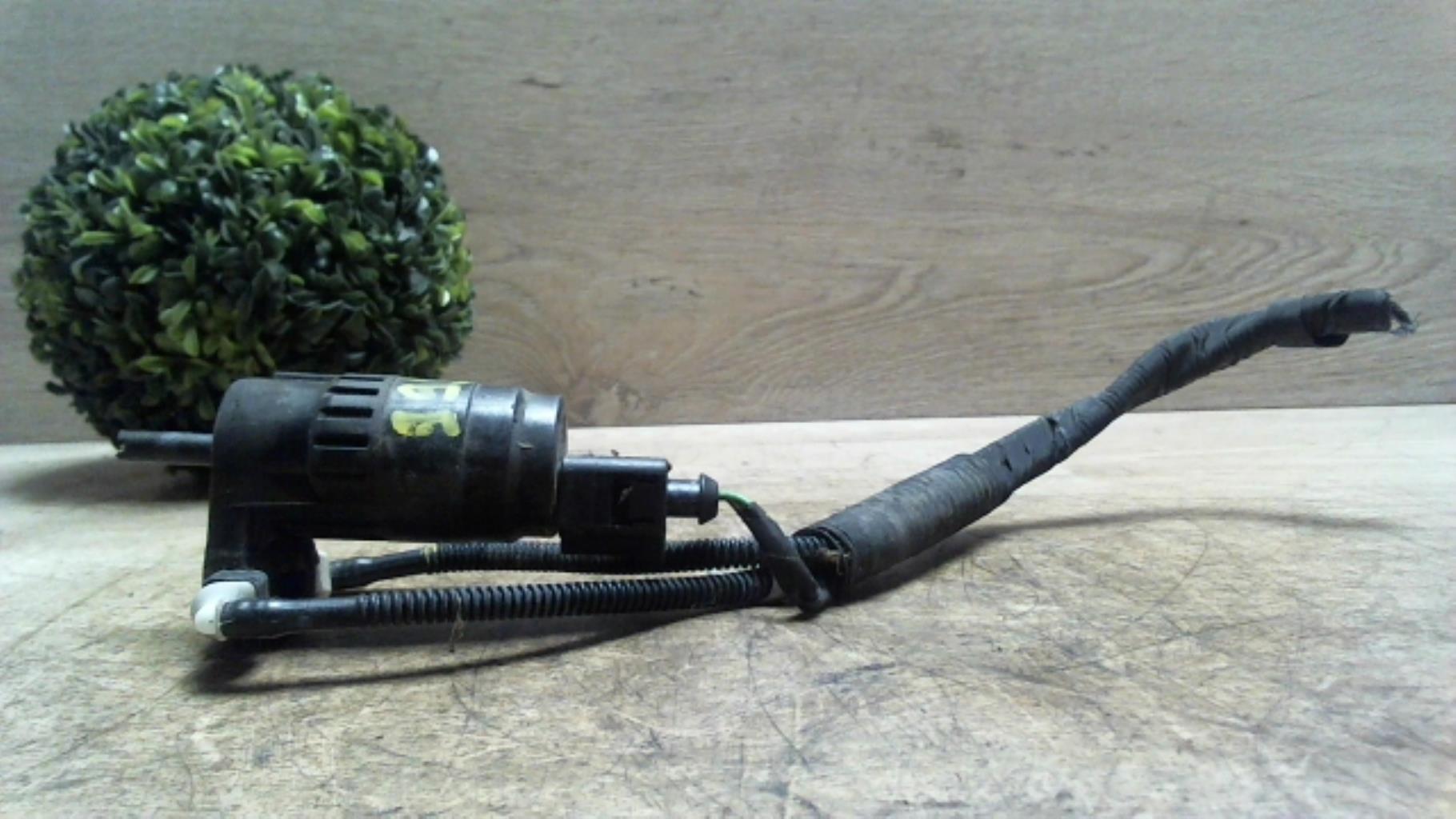 Pompe lave glace avant