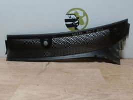 Grille de calandre gauche