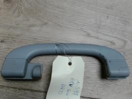 Poignee de maintien arriere droit